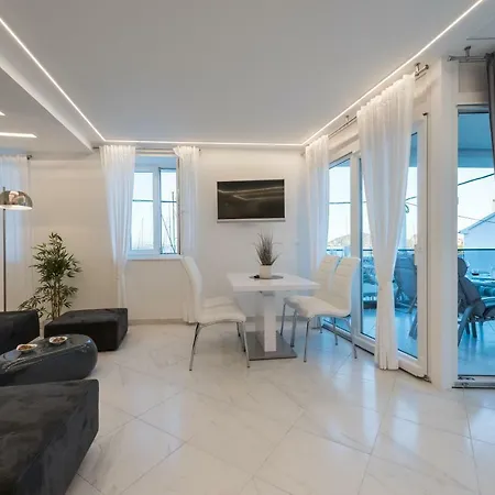 Good Life Apartment Preko Exterior photo