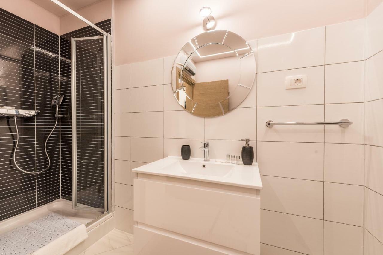 Good Life Apartment